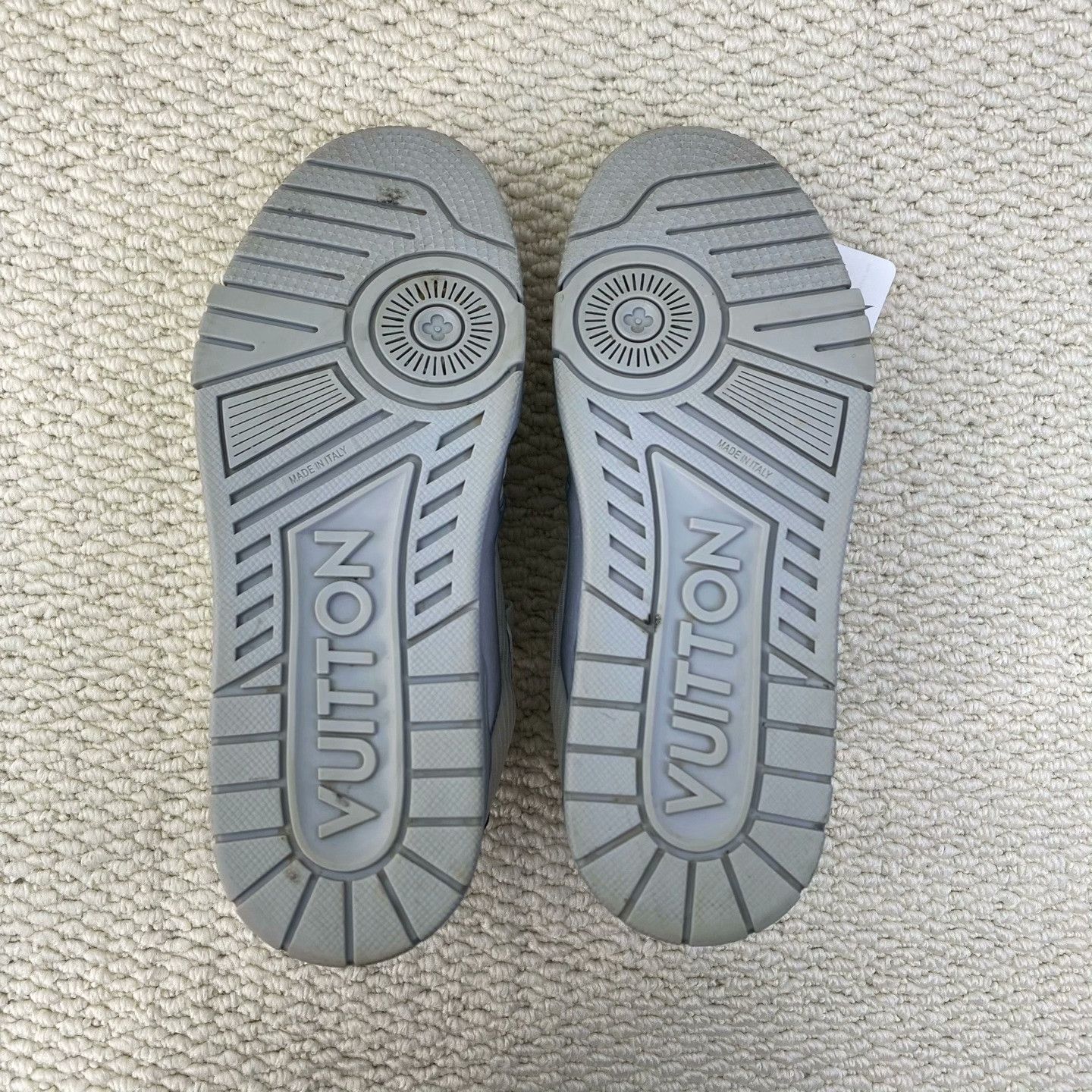 Louis Vuitton Louis Vuitton Training Lowtop Sneakers 5.5 Men Size US 5.5 / EU 38 - 4 Thumbnail