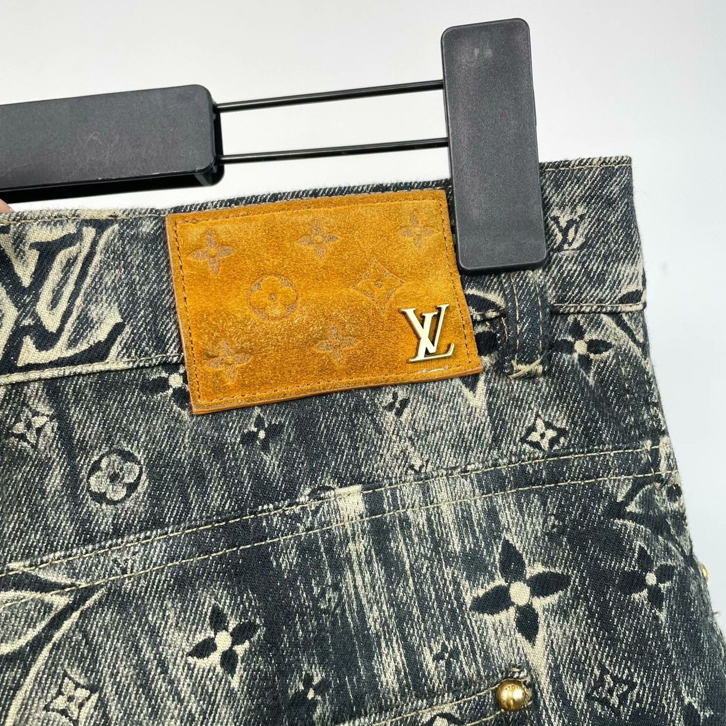 Louis Vuitton Louis Vuitton Casual Pants 38 Men Size US 38 / EU 54 - 4 Thumbnail