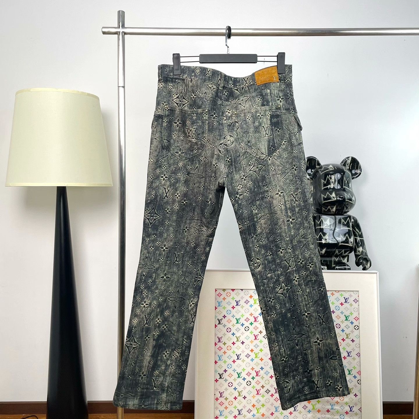 Louis Vuitton Louis Vuitton Casual Pants 38 Men Size US 38 / EU 54 - 2 Thumbnail