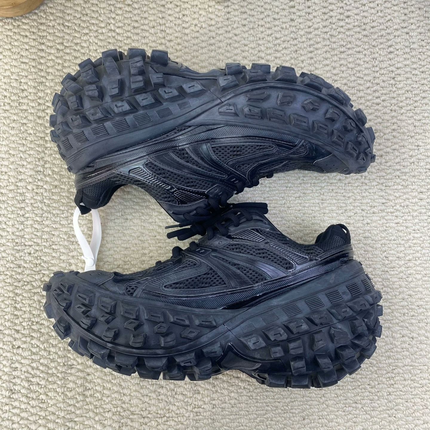 Balenciaga Balenciaga Lowtop Sneakers 10 Men Size US 10 / EU 43 - 3 Thumbnail