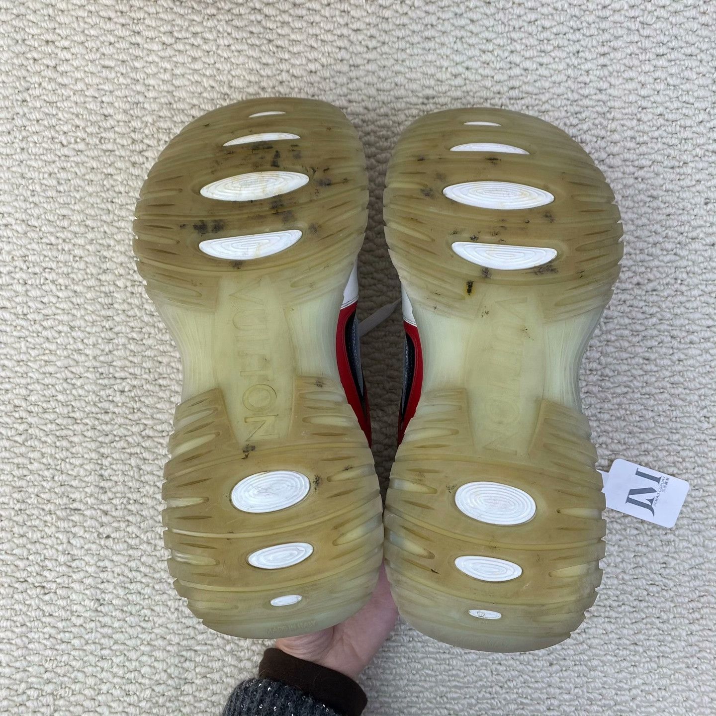 Louis Vuitton Louis Vuitton Lowtop Sneakers 9 Men Size US 9 / EU 42 - 6 Thumbnail