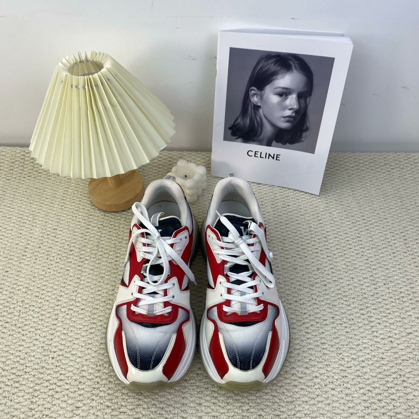 Louis Vuitton Louis Vuitton Lowtop Sneakers 9 Men Size US 9 / EU 42 - 3 Thumbnail