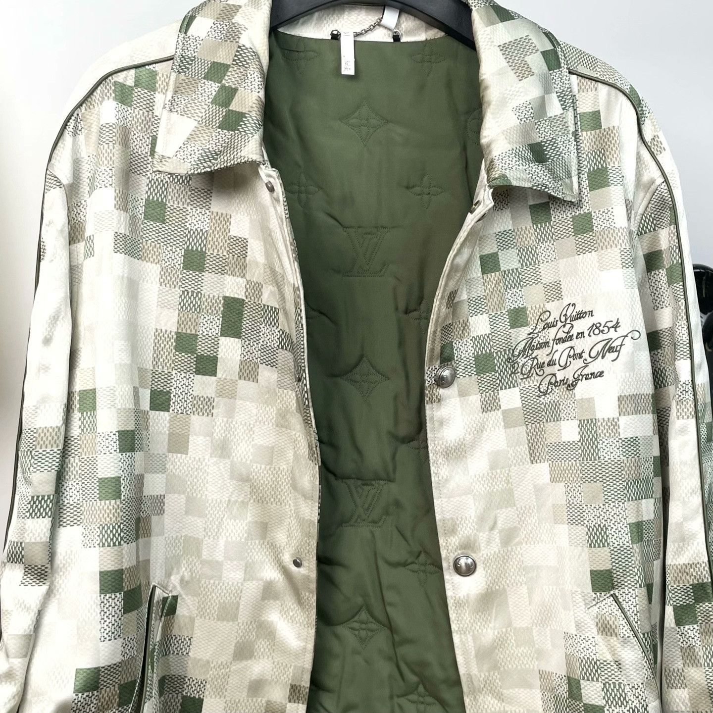 Louis Vuitton Louis Vuitton Light Jacket xxl Men Size US XXL / EU 58 / 5 - 5 Thumbnail