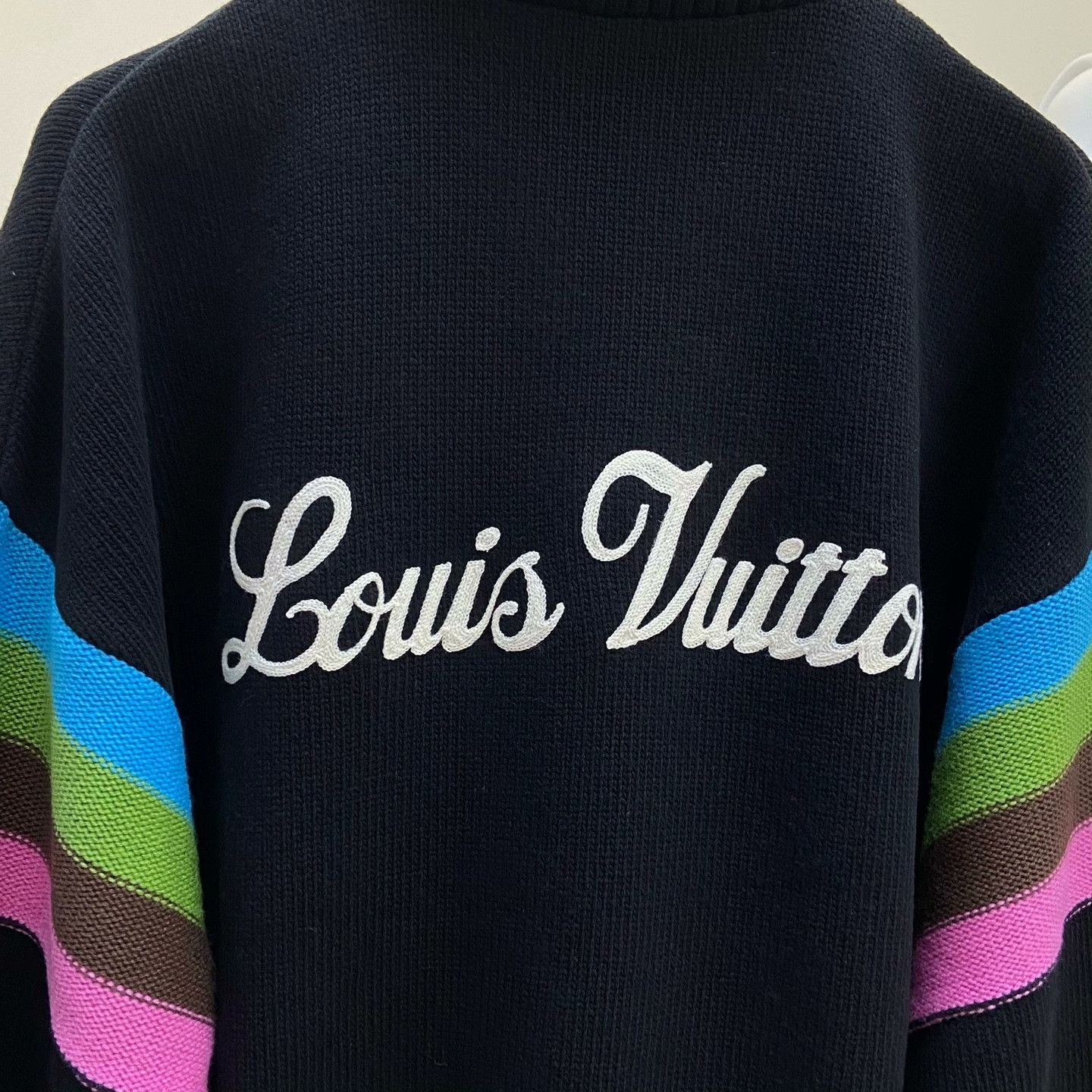 Louis Vuitton Louis Vuitton Red Sweater xl Men Size US XL / EU 56 / 4 - 6 Thumbnail