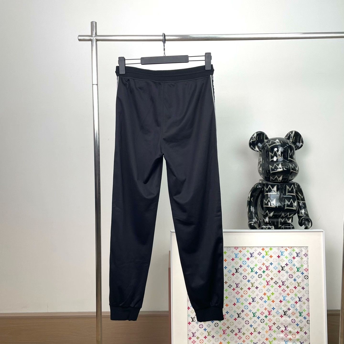 Givenchy Givenchy Knit Sweatpants 34 Men Size US 34 / EU 50 - 2 Thumbnail