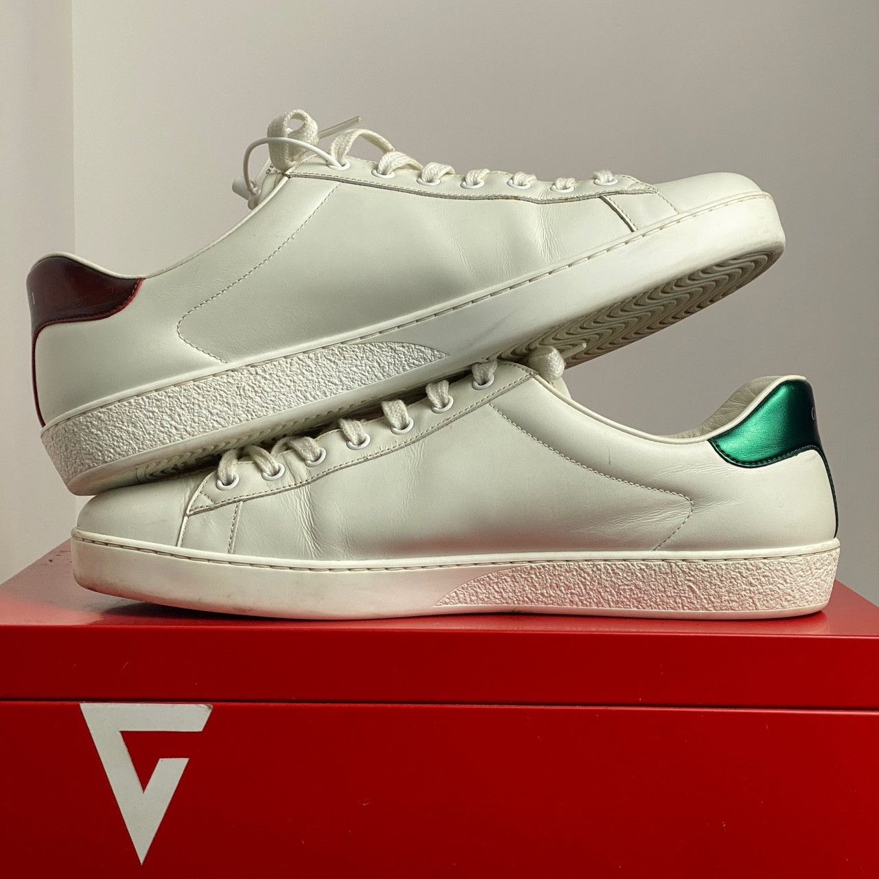 Gucci Gucci White Lowtop Sneakers 11 Men Size US 11 / EU 44 - 2 Thumbnail
