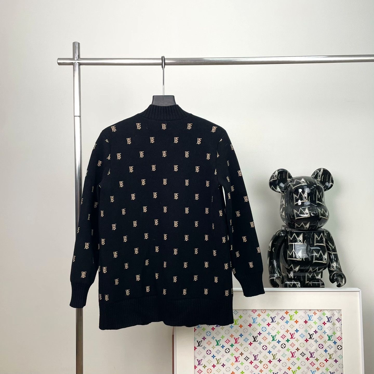 Burberry Burberry Retro Oversized Sweater XS Women Size XS / US 0-2 / IT 36-38 - 2 Thumbnail
