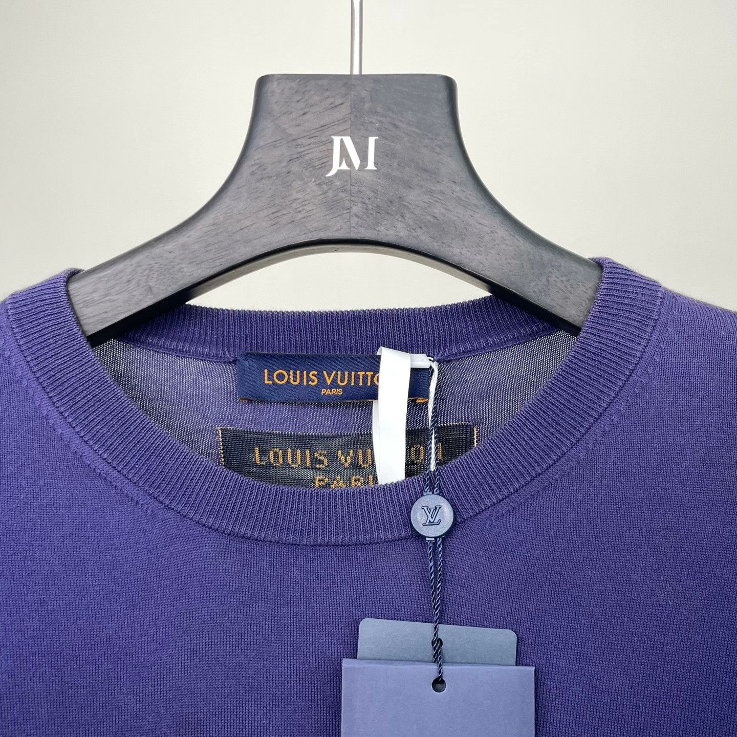 Louis Vuitton Louis Vuitton Printed T-Shirt s Men Size US S / EU 44-46 / 1 - 3 Thumbnail