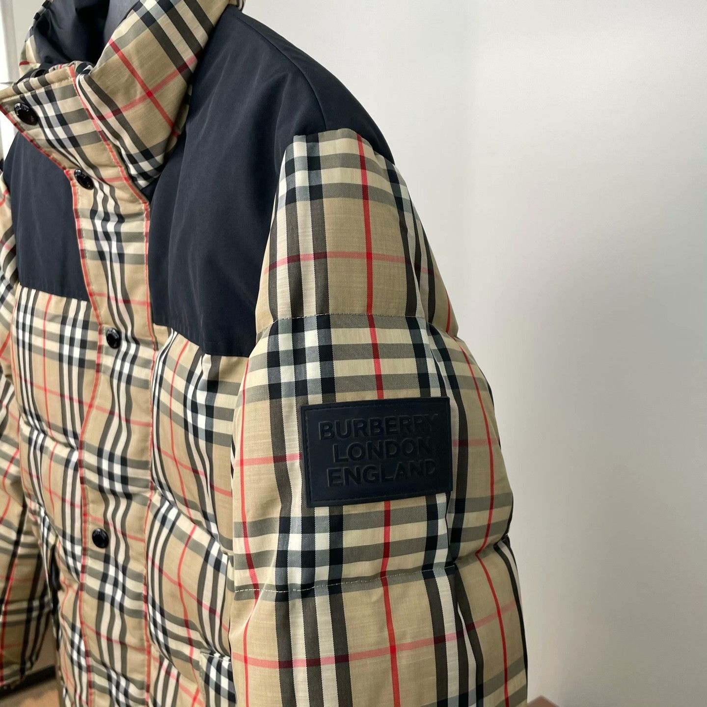 Burberry Burberry Thermal Plaid Heavy Coat l Men Size US L / EU 52-54 / 3 - 3 Thumbnail