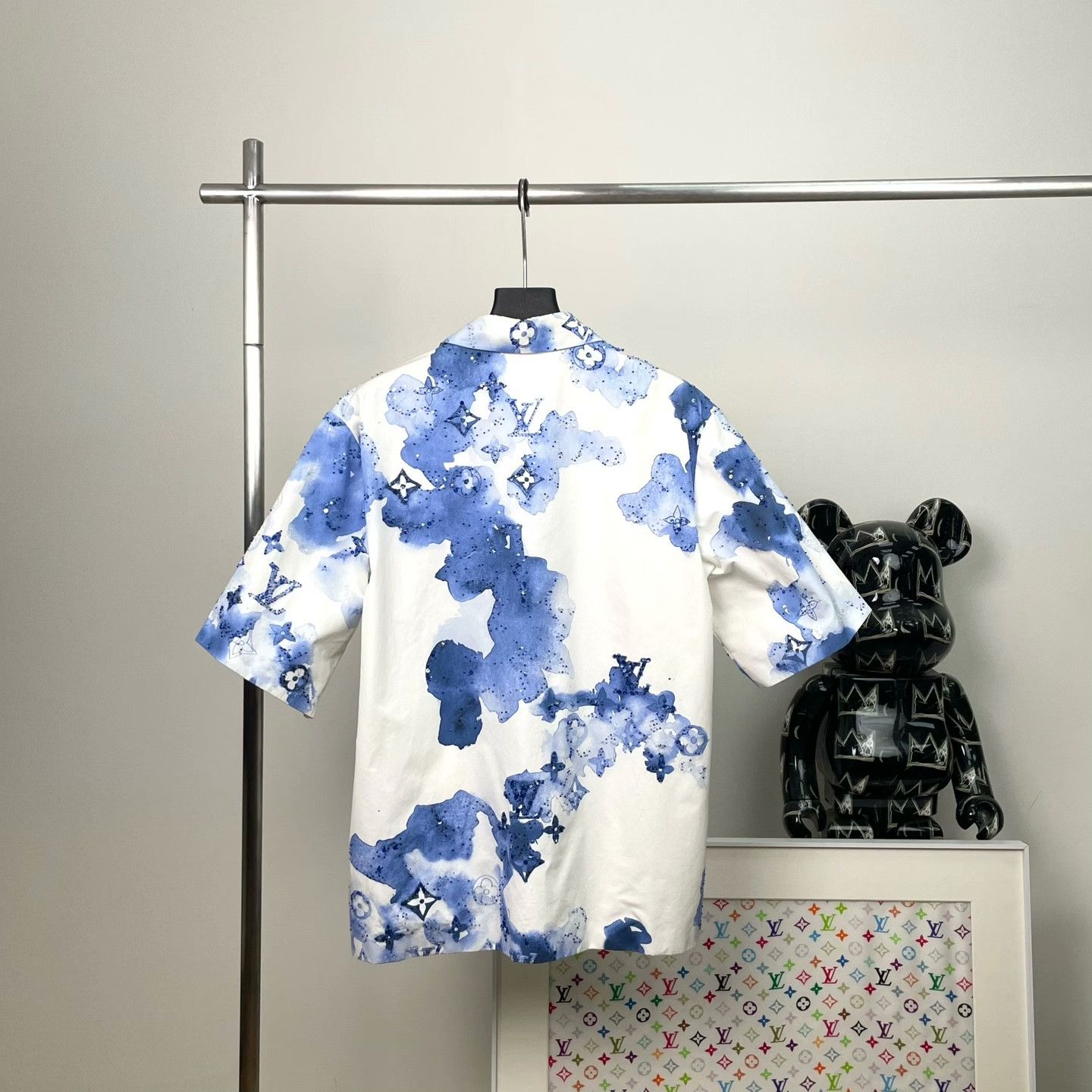 Louis Vuitton Louis Vuitton Printed Shirt l Men Size US L / EU 52-54 / 3 - 2 Thumbnail