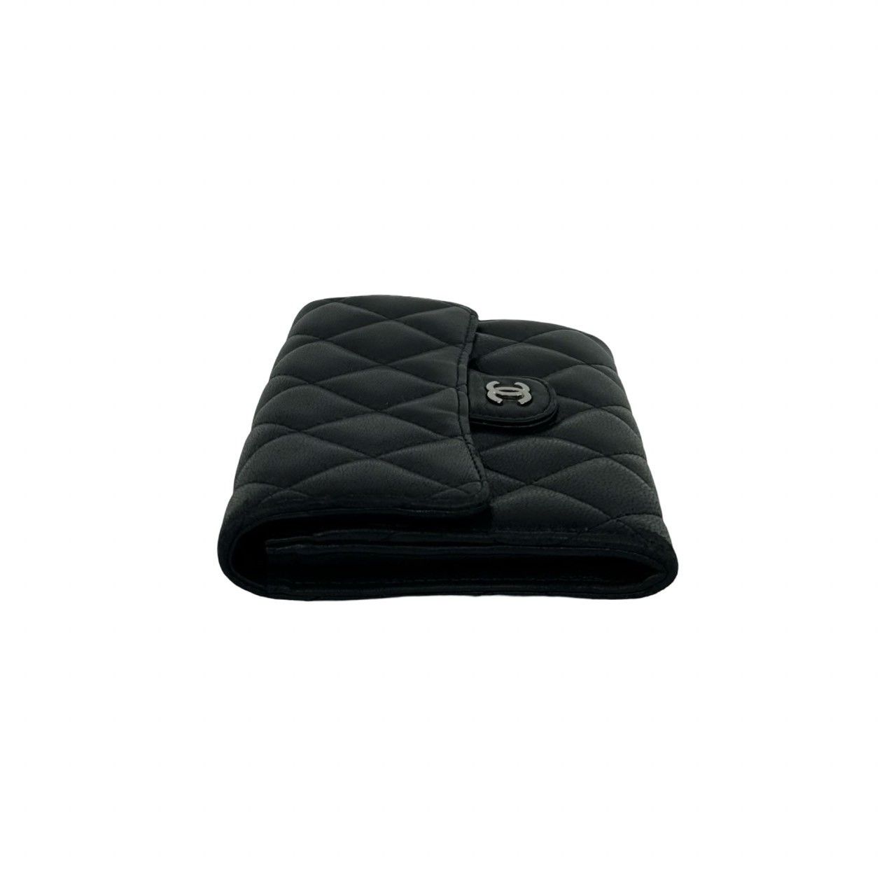 Chanel Chanel Chanel Matelasse Lambskin Wallet Leather Short Wallet DUTY FREE for USA Size ONE SIZE - 5 Thumbnail
