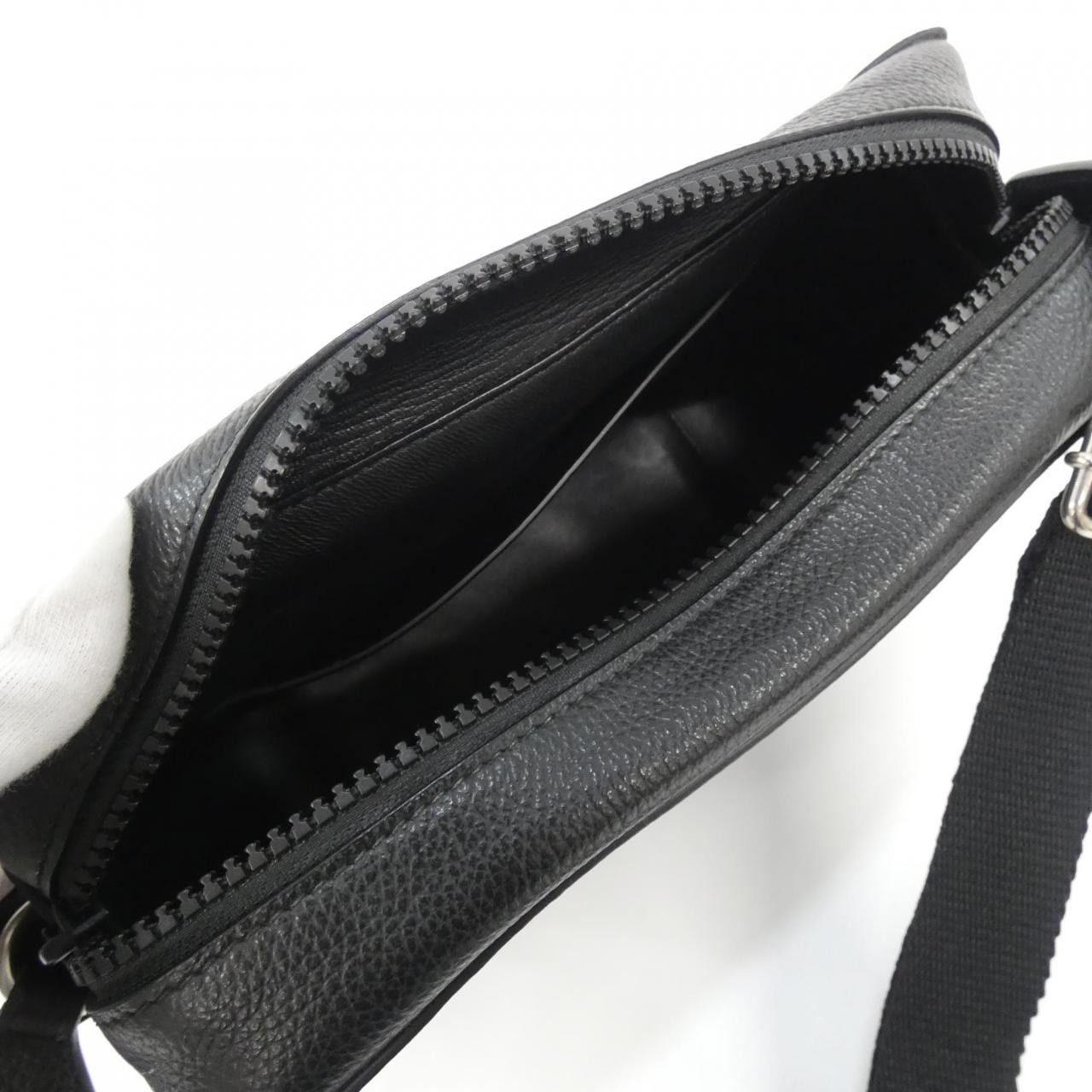 Balenciaga Balenciaga Balenciaga Leather Shoulder Bag Leather Shoulder Bag 742621 DUTY FREE for USA Size ONE SIZE - 7 Thumbnail