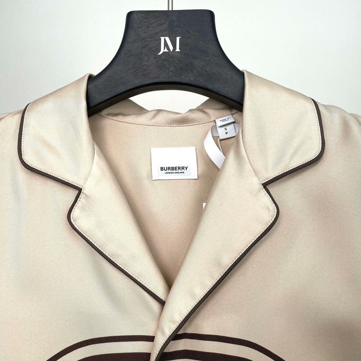 Burberry Burberry Printed Graphic Shirt s Men Size US S / EU 44-46 / 1 - 3 Thumbnail