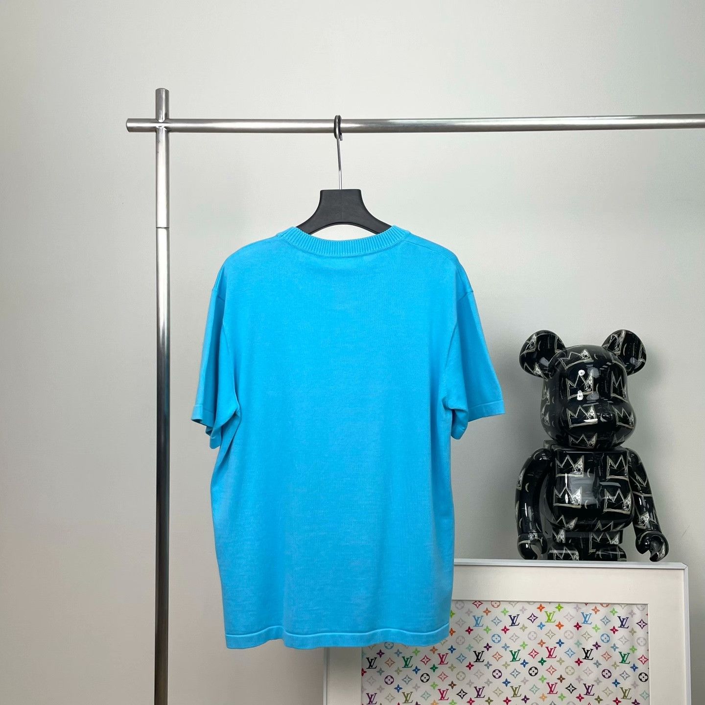 Louis Vuitton Louis Vuitton Retro T-Shirt xl Men Size US XL / EU 56 / 4 - 2 Thumbnail