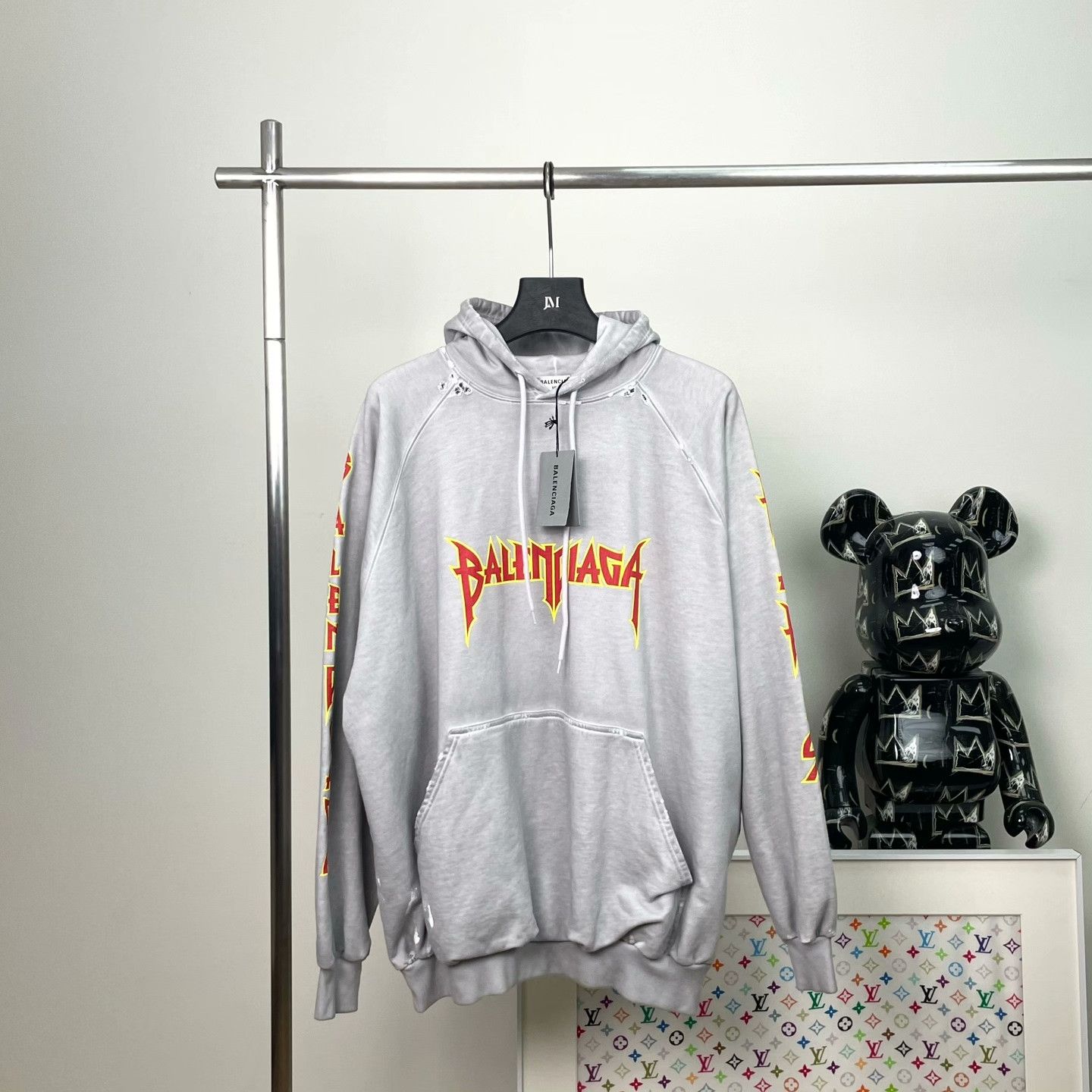 Balenciaga Balenciaga Retro Printed Hoodie l Men Size US L / EU 52-54 / 3 - 2 Thumbnail