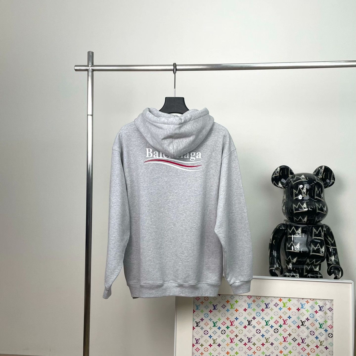 Balenciaga Balenciaga Embroidered Graphic Hoodie XS Women Size XS / US 0-2 / IT 36-38 - 2 Thumbnail