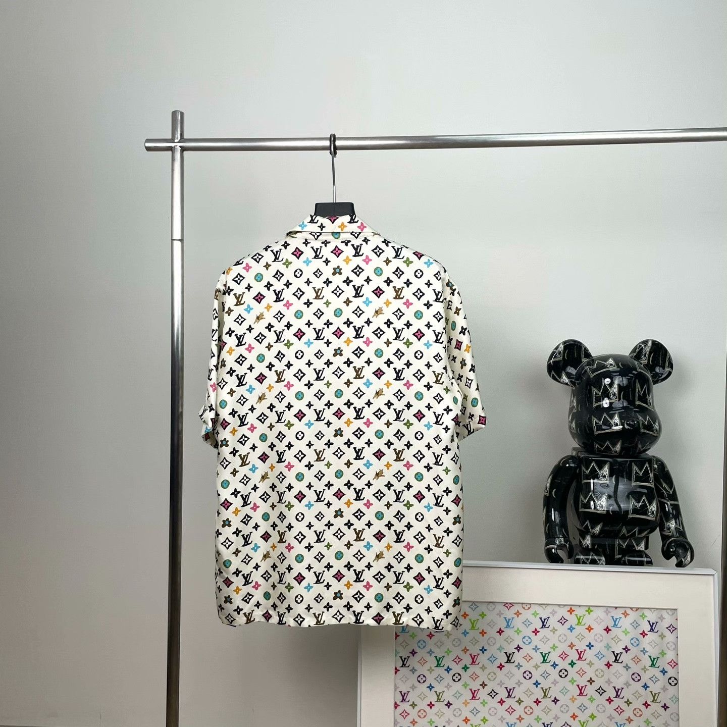 Louis Vuitton Louis Vuitton Shirt m Men Size US M / EU 48-50 / 2 - 2 Thumbnail