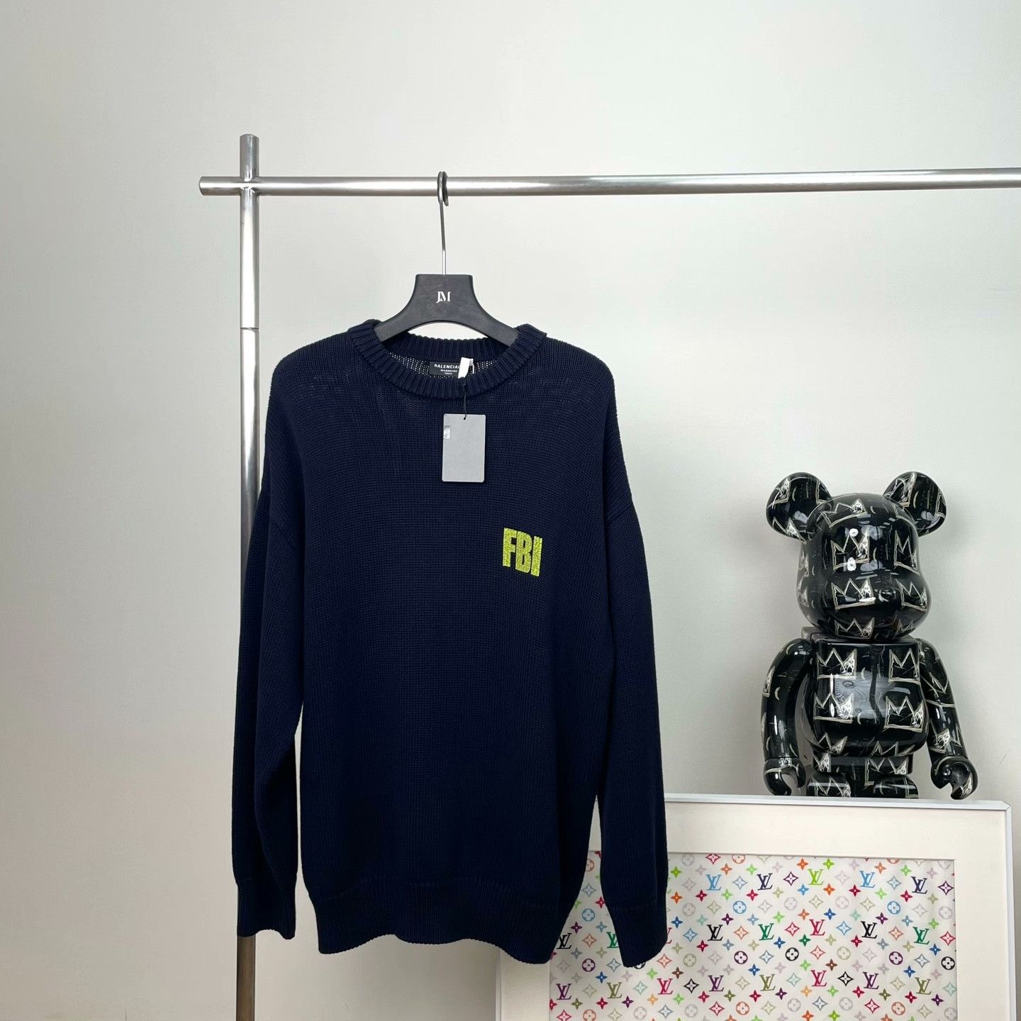 Balenciaga Balenciaga Printed Sweater s Men Size US S / EU 44-46 / 1 - 2 Thumbnail