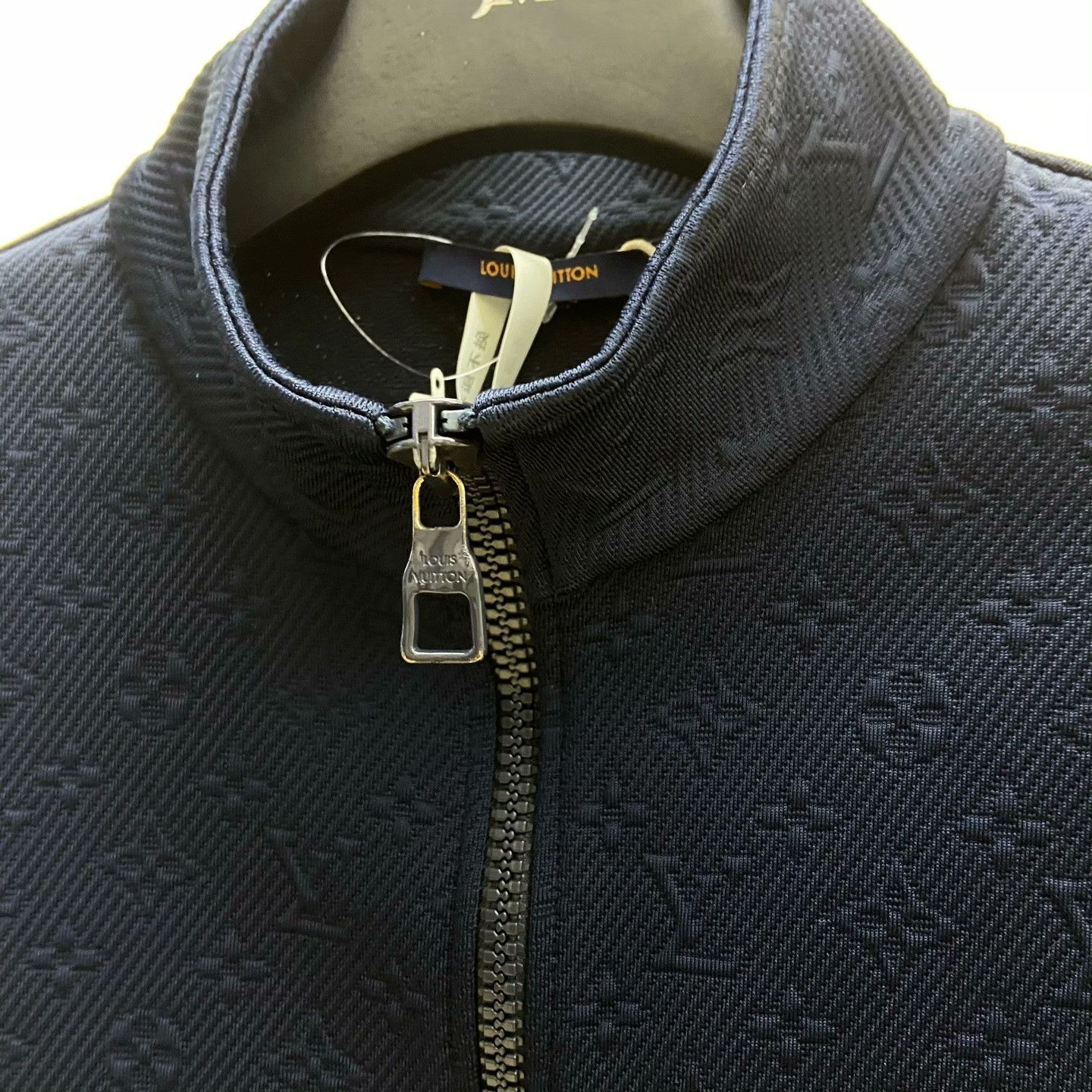 Louis Vuitton Louis Vuitton Casual Light Jacket m Men Size US M / EU 48-50 / 2 - 3 Thumbnail