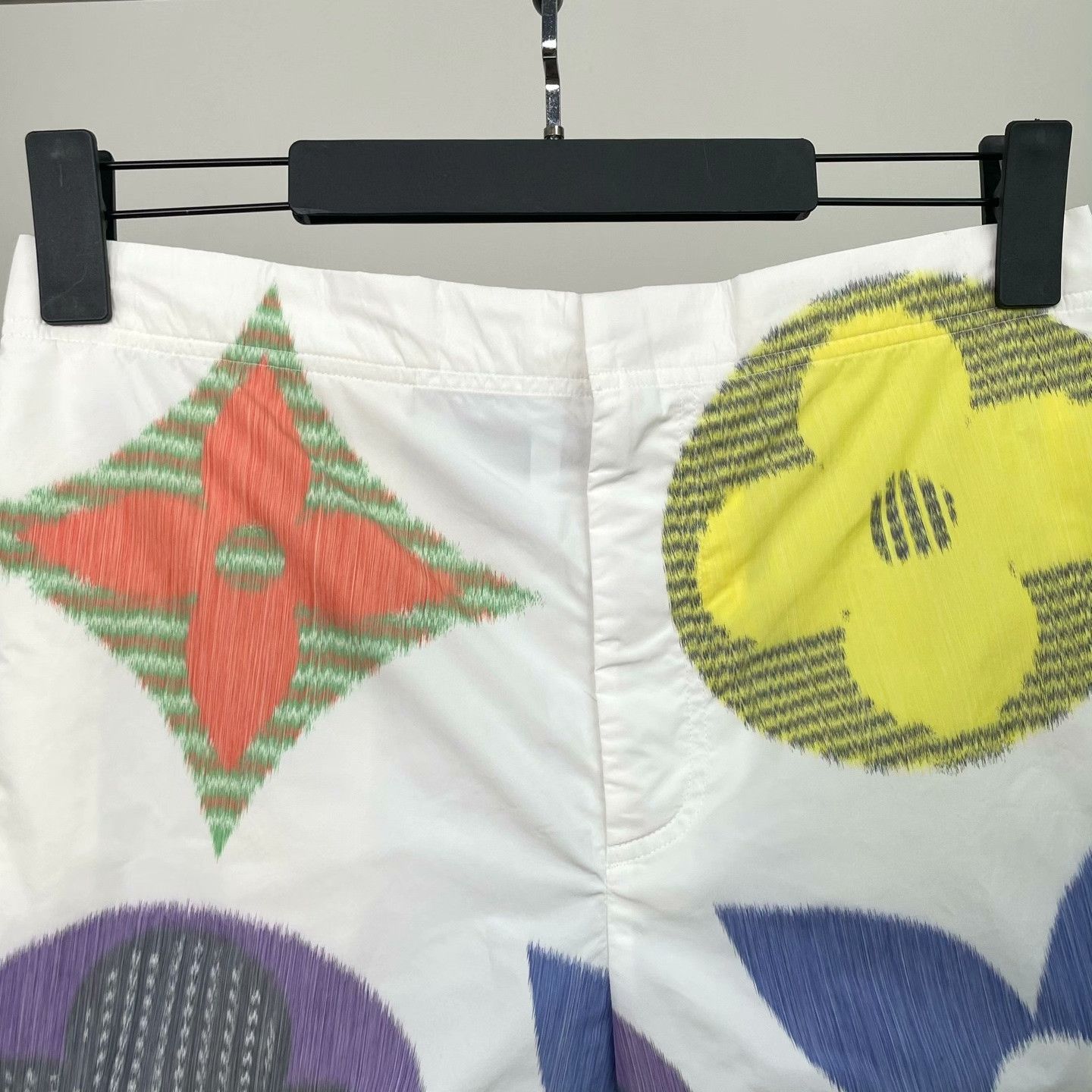 Louis Vuitton Louis Vuitton Casual Graphic Casual Pants 32 Men Size US 32 / EU 48 - 3 Thumbnail