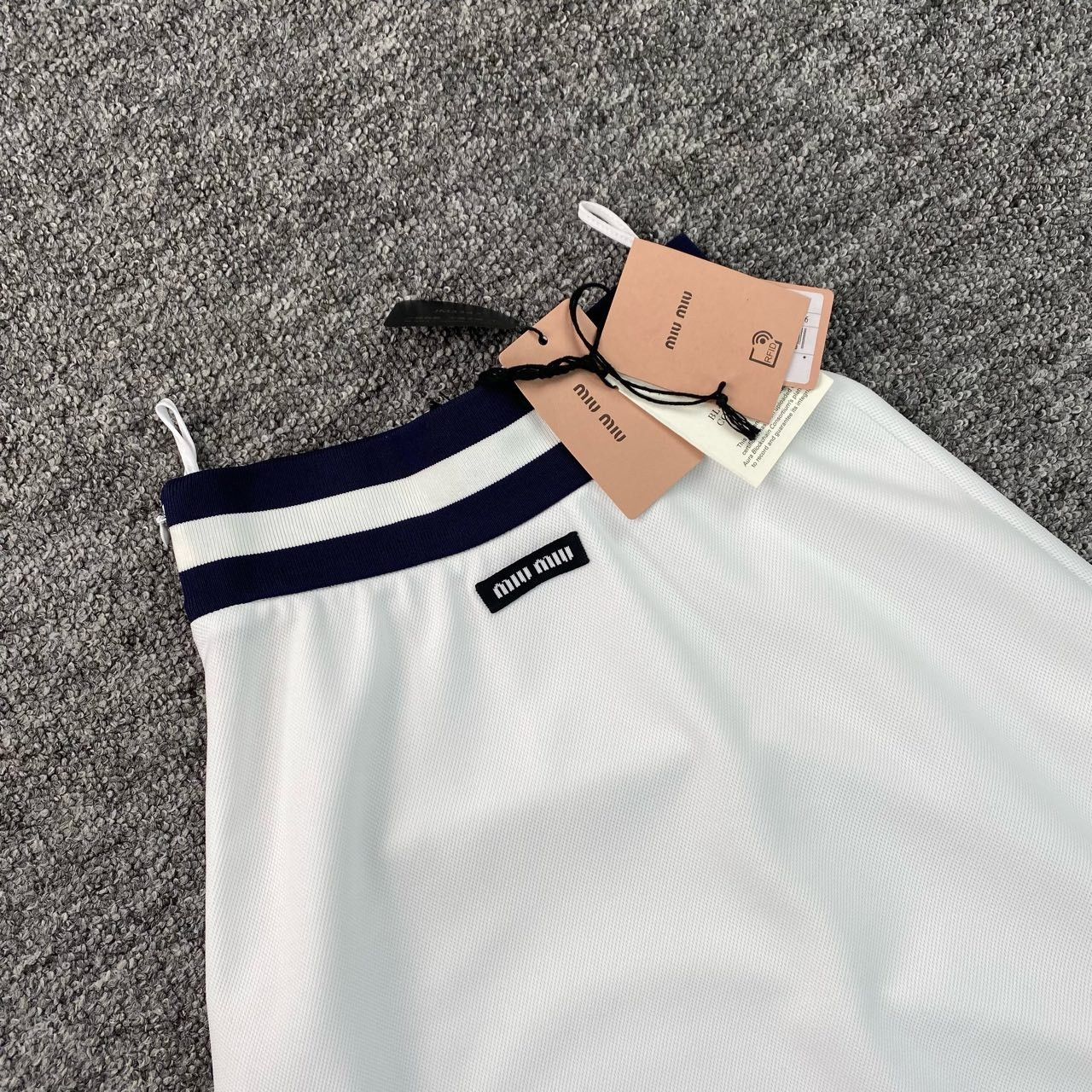 Miu Miu Miu Miu Retro Striped White Skirt 26 Women Size 26" / US 2 / IT 38 - 3 Thumbnail