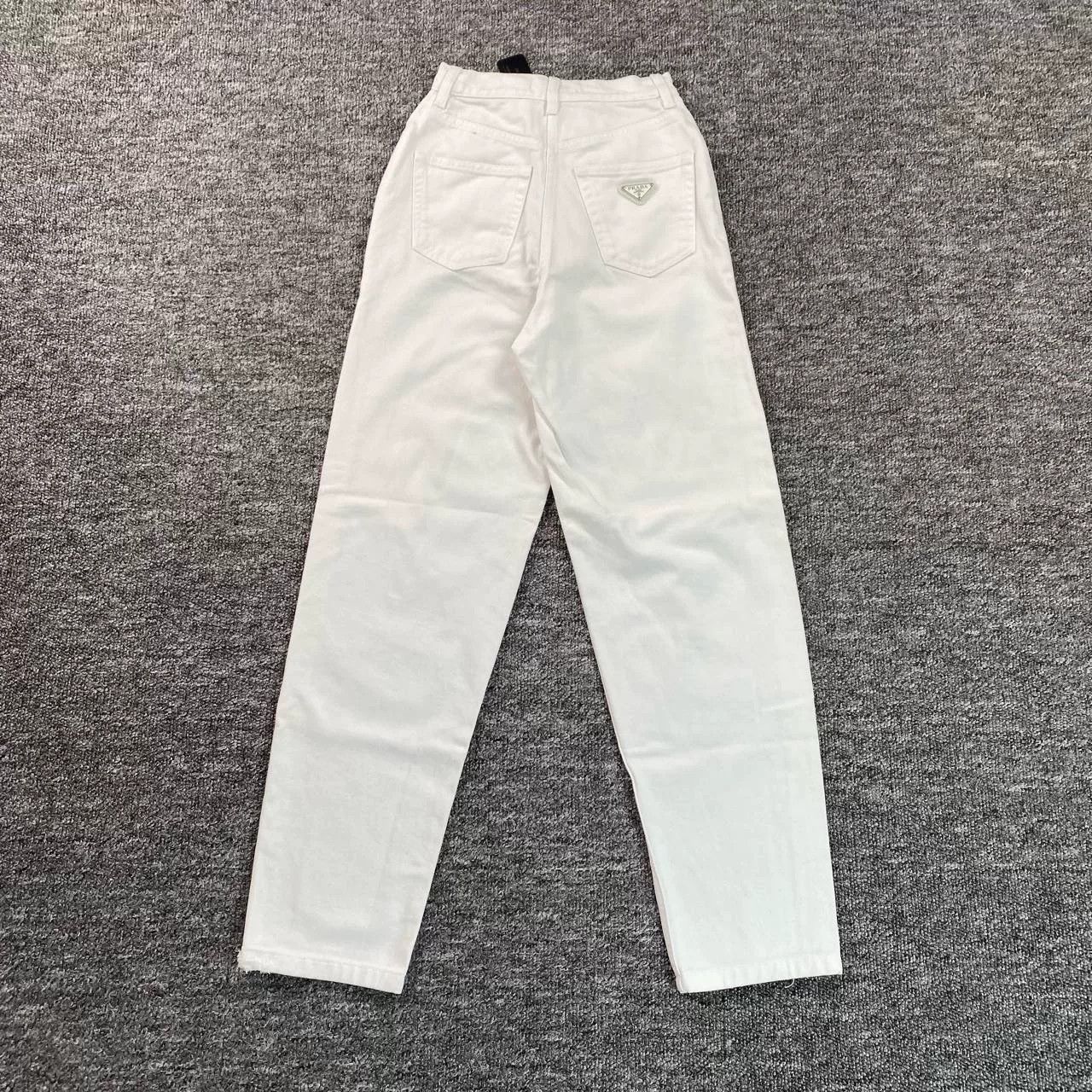 Prada Prada Retro White Pants 24 Women Size 24" / US 00 / IT 34 - 6 Thumbnail