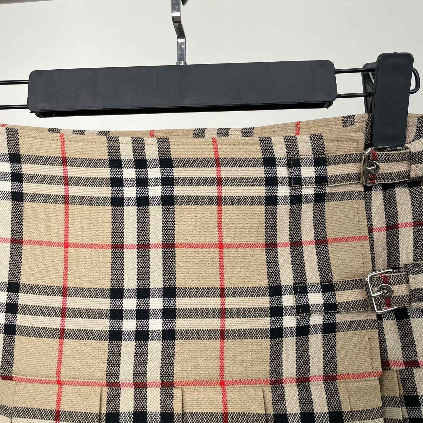 Burberry Burberry Casual Plaid Skirt 34 Women Size 34" / US 12 / IT 48 - 3 Thumbnail