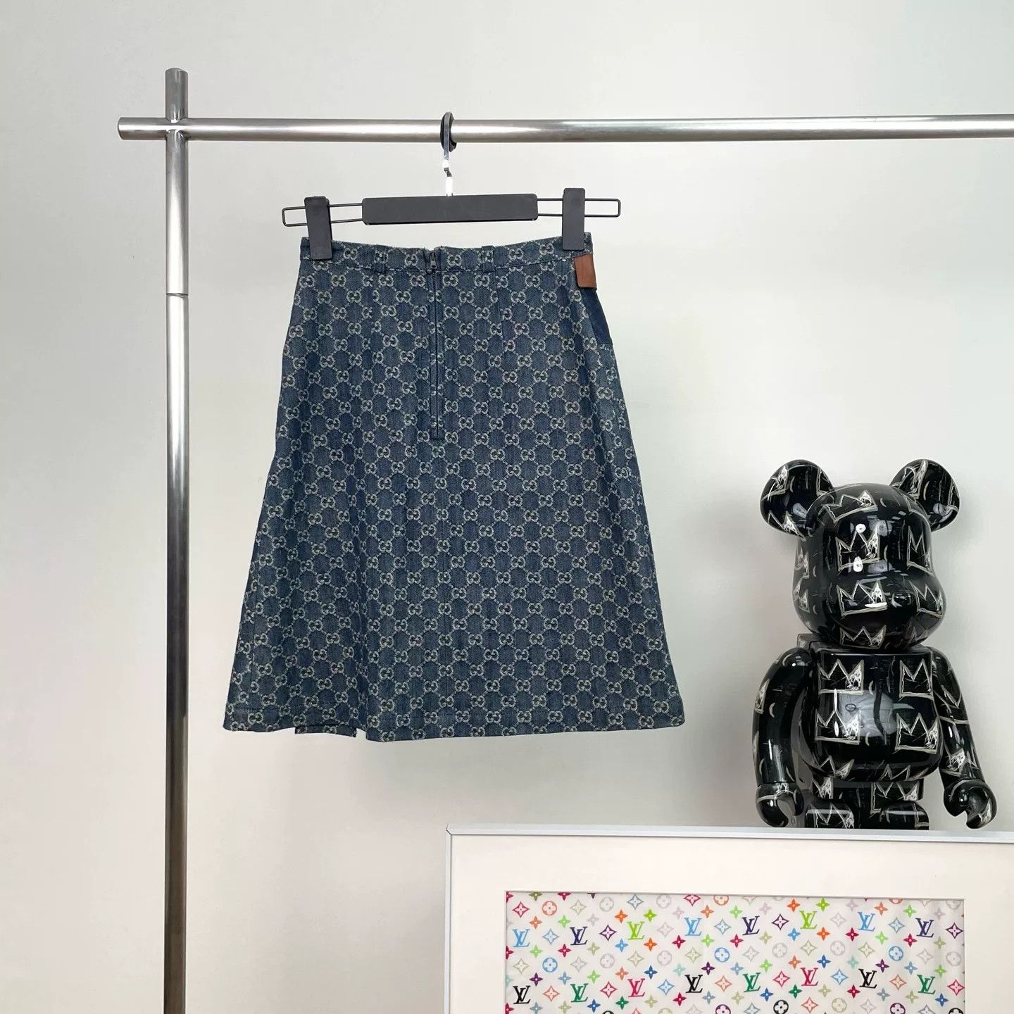 Gucci Gucci Retro Skirt 26 Women Size 26" / US 2 / IT 38 - 2 Thumbnail