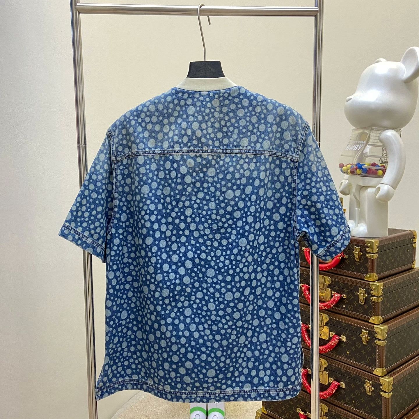 Louis Vuitton Louis Vuitton Shirt l Men Size US L / EU 52-54 / 3 - 2 Thumbnail