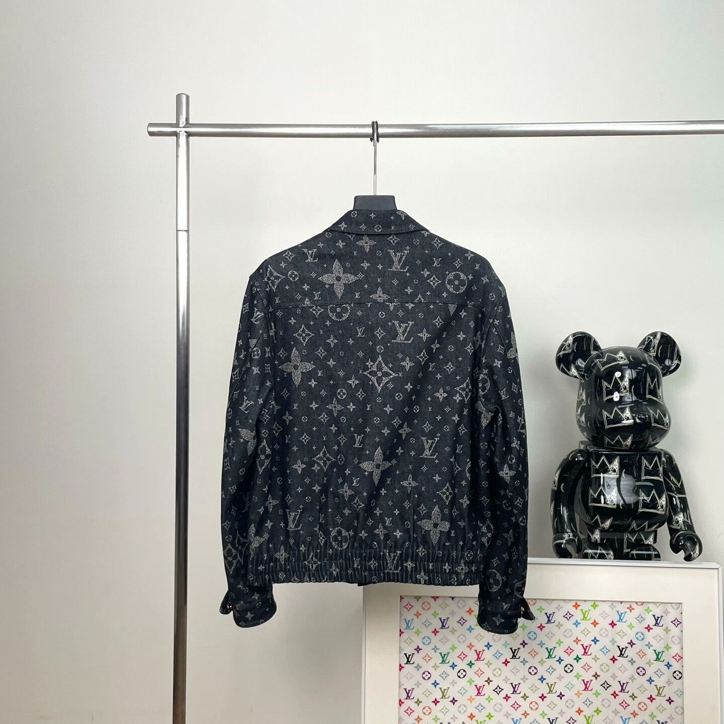 Louis Vuitton Louis Vuitton Retro Jacket XL Women Size XL / US 12-14 / IT 48-50 - 2 Thumbnail