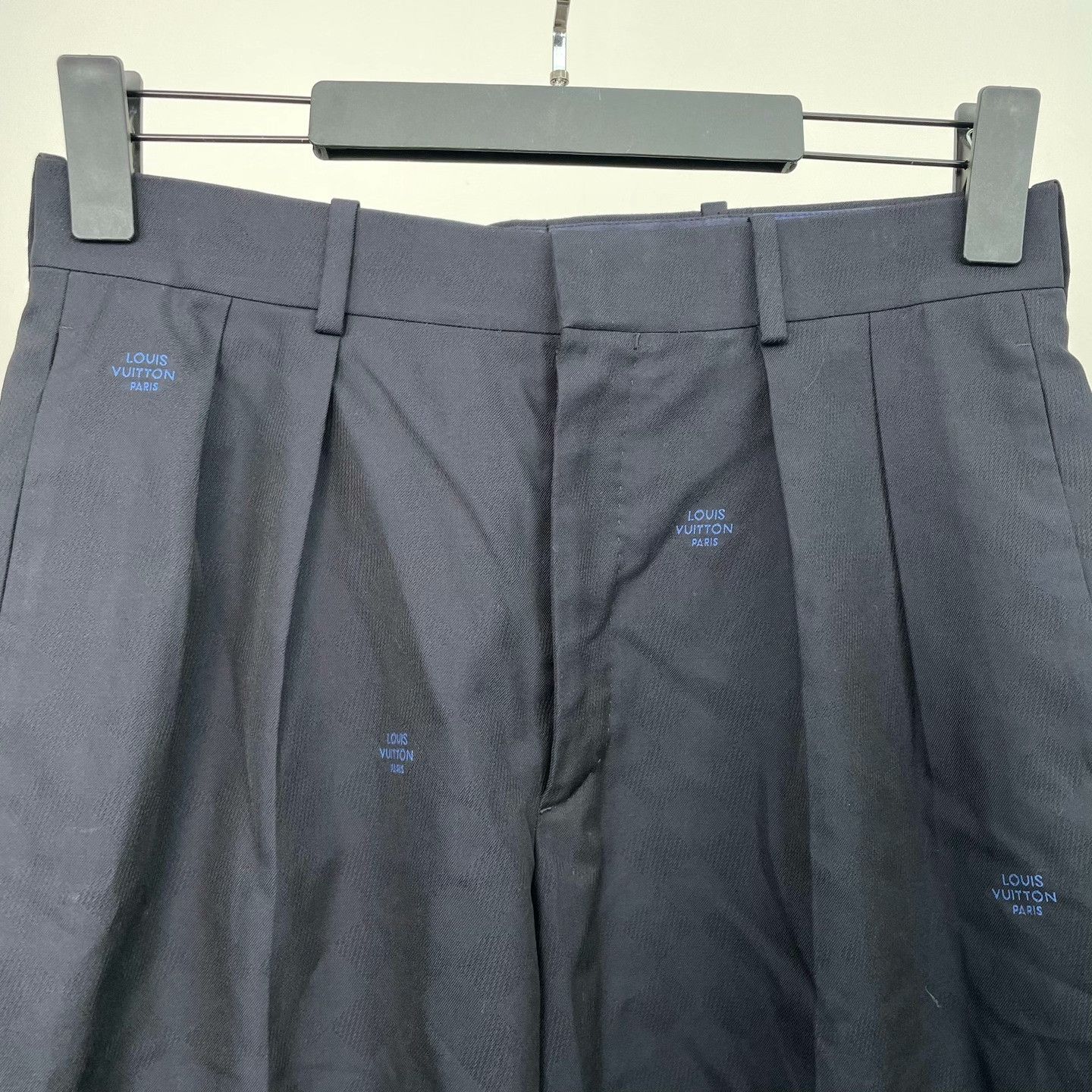 Louis Vuitton Louis Vuitton Retro Embroidered Casual Pants 32 Men Size US 32 / EU 48 - 3 Thumbnail