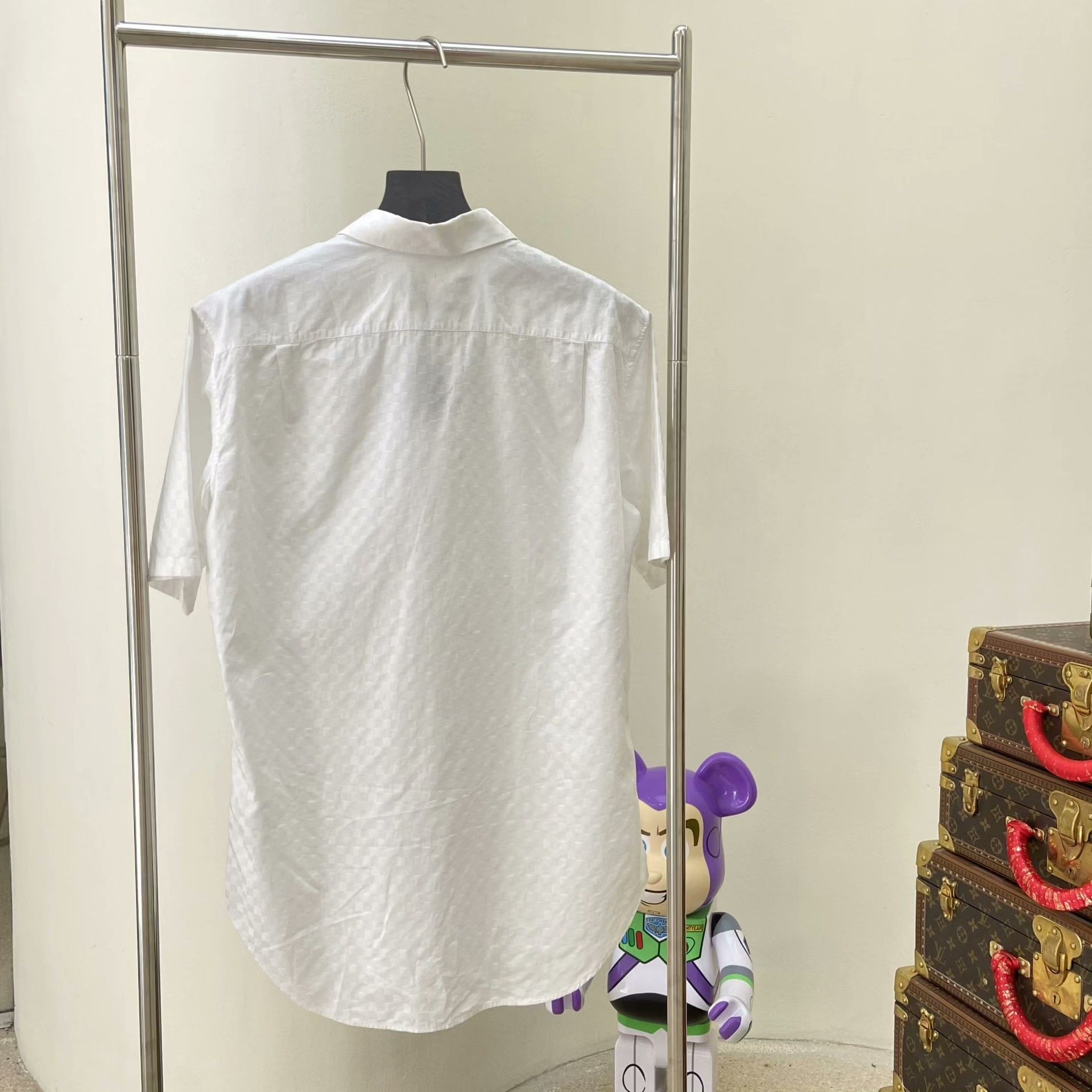 Louis Vuitton Louis Vuitton Shirt l Men Size US L / EU 52-54 / 3 - 2 Thumbnail
