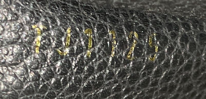 Louis Vuitton Key Pouch Size ONE SIZE - 7 Thumbnail