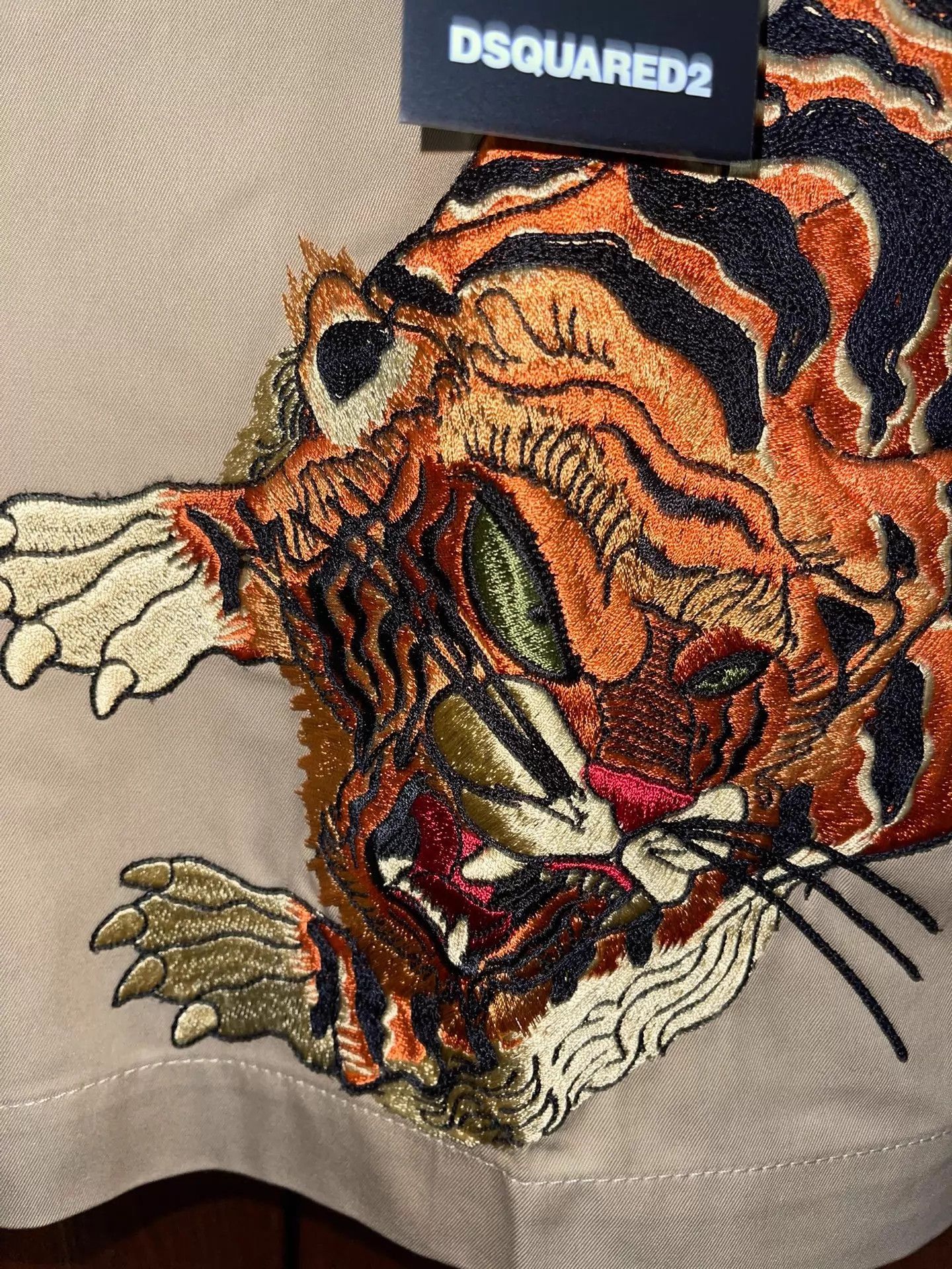 Dsquared2 Beige Tiger Embroidered Shorts Size 28 Size US 28 / EU 44 - 6 Thumbnail