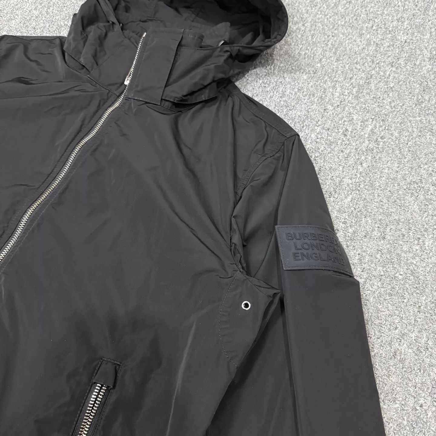 Burberry Hooded Zip-Front Black Jacket Size M Size US M / EU 48-50 / 2 - 3 Thumbnail