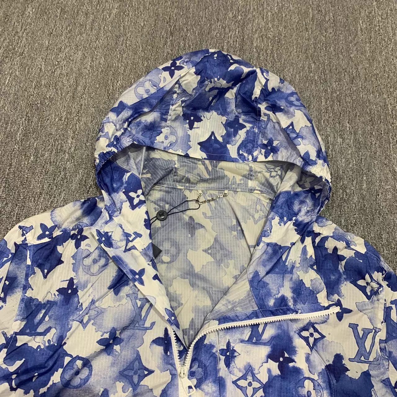 Louis Vuitton Blue Printed Lightweight Hooded Jacket Size US L / EU 52-54 / 3 - 9 Thumbnail