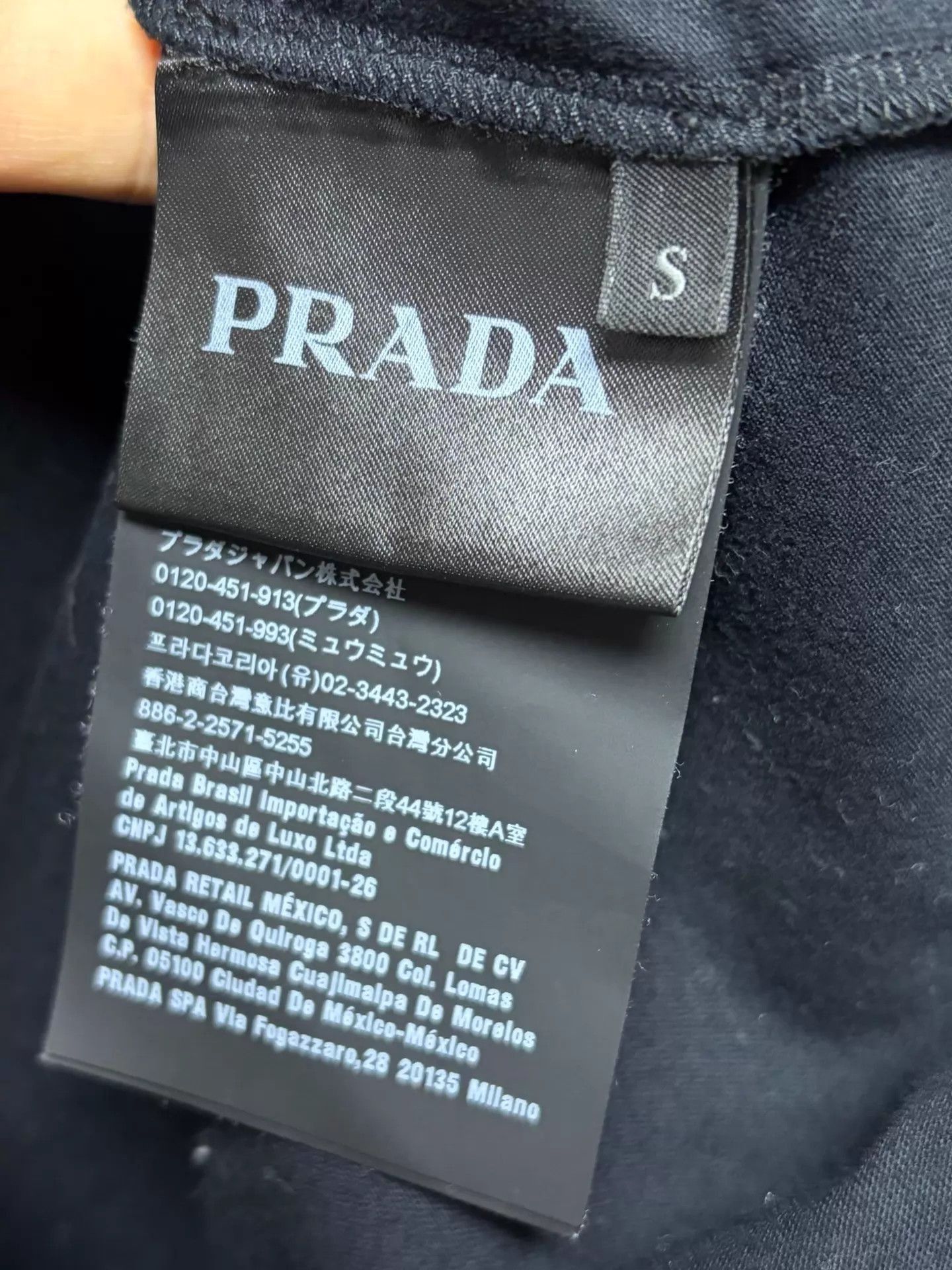 Prada Black Short Sleeve Shirt with Front Pocket Size US S / EU 44-46 / 1 - 4 Thumbnail
