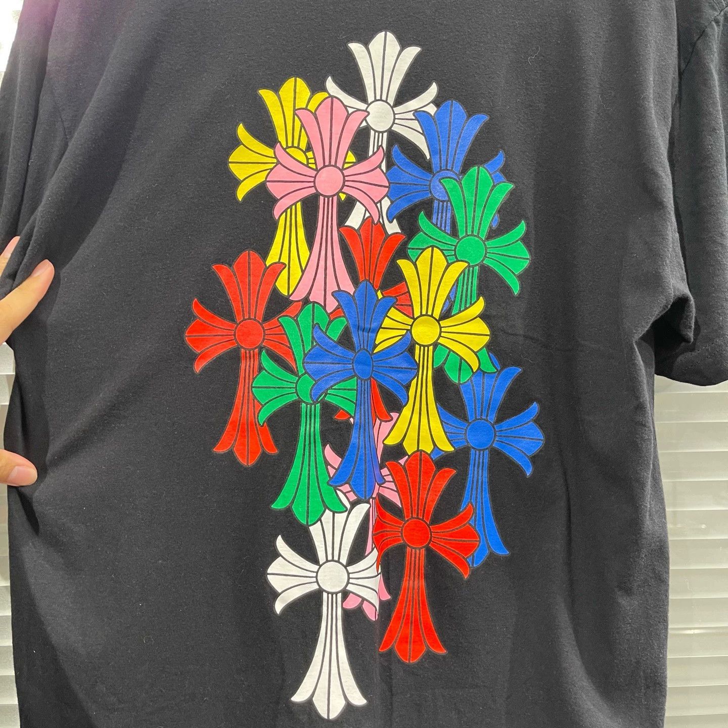 Chrome Hearts Black Short Sleeve T-Shirt with Colorful Cross Design Size US L / EU 52-54 / 3 - 6 Thumbnail