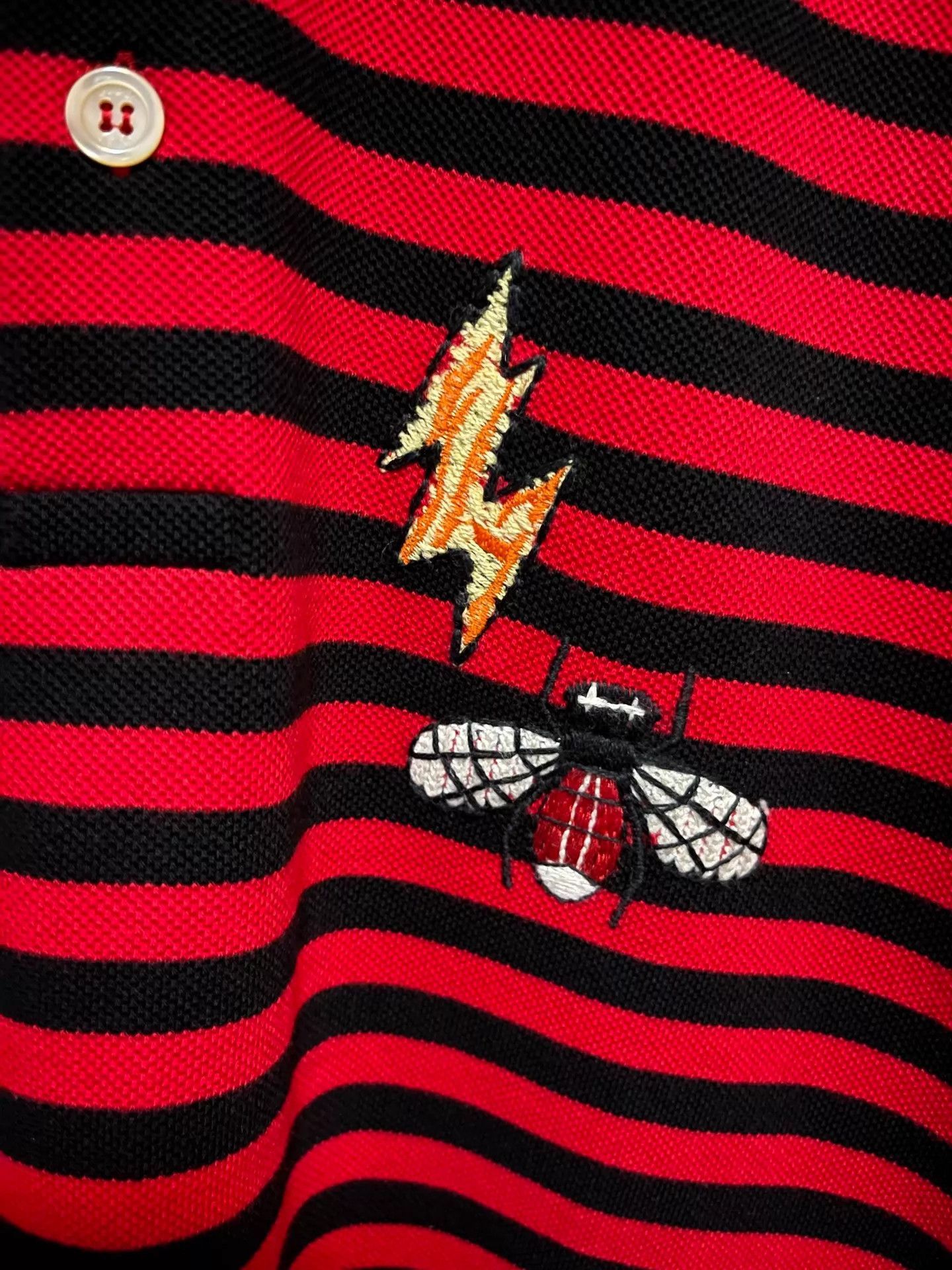 Gucci Red Black Striped Polo Shirt with Embroidered Design Size US L / EU 52-54 / 3 - 4 Thumbnail