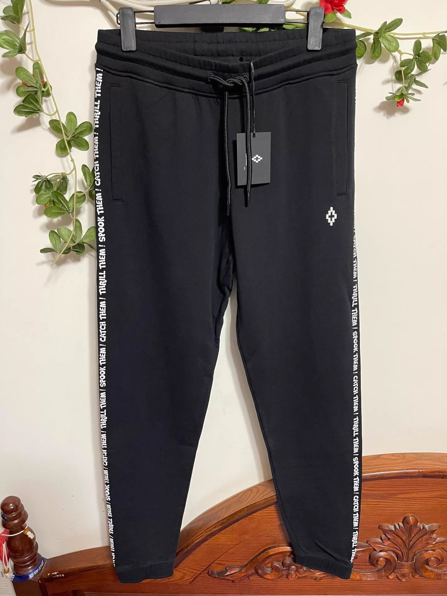 Marcelo Burlon Black Drawstring Jogger Sweatpants Size 32 Size US 32 / EU 48 - 2 Thumbnail