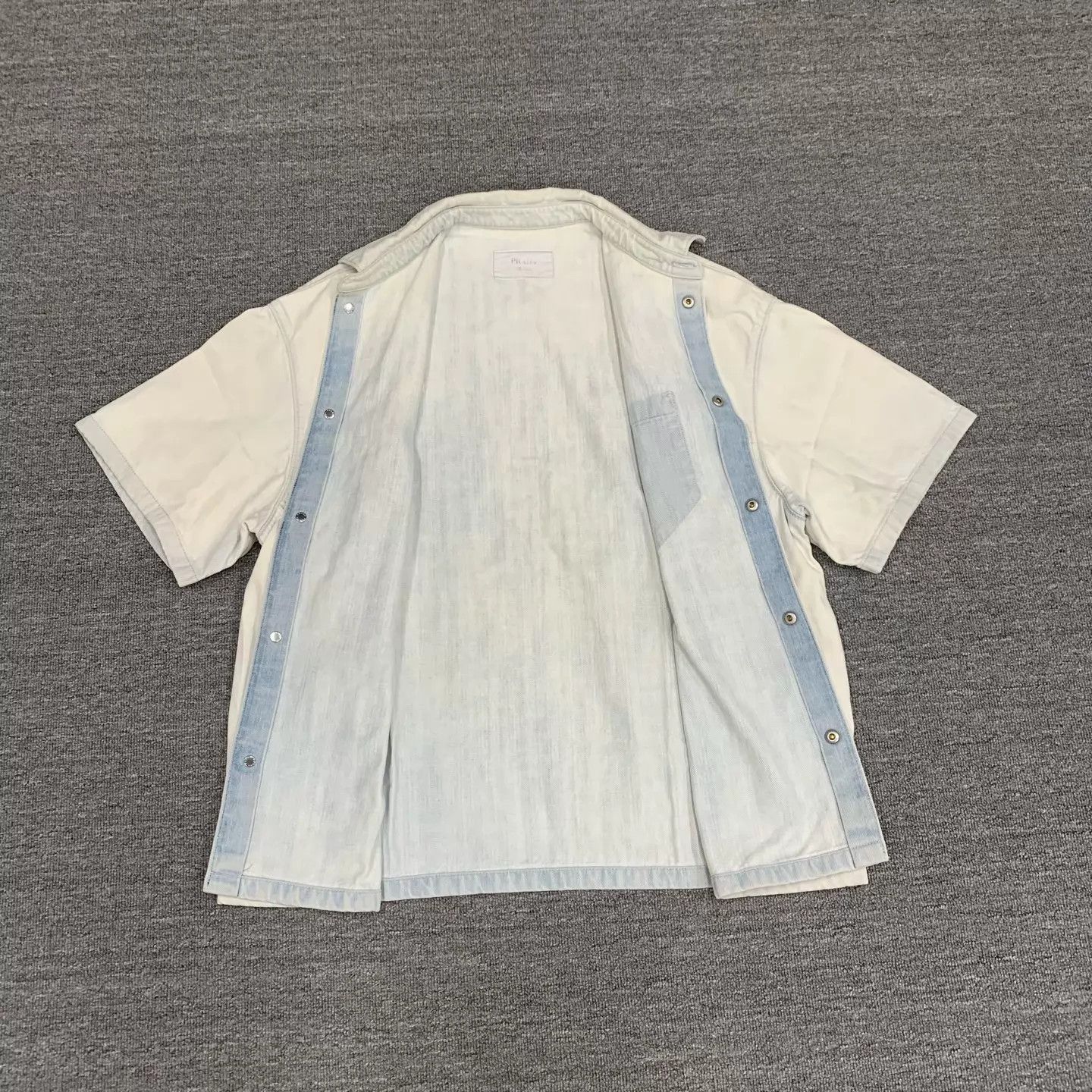 Prada White Short Sleeve Button-Up Shirt Size US L / EU 52-54 / 3 - 7 Thumbnail