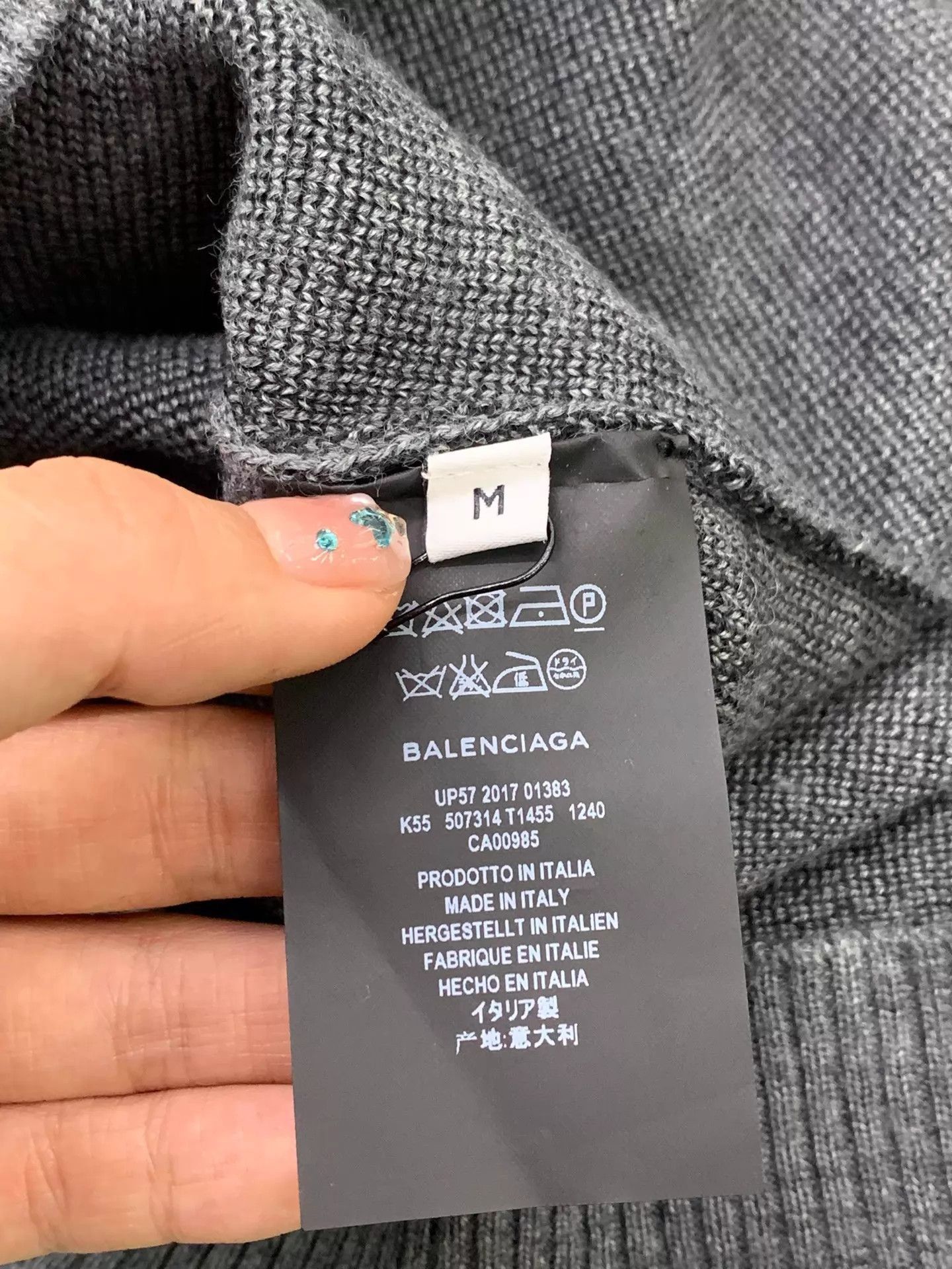 Balenciaga Gray Oversized Long Sleeve Sweater Size US M / EU 48-50 / 2 - 5 Thumbnail