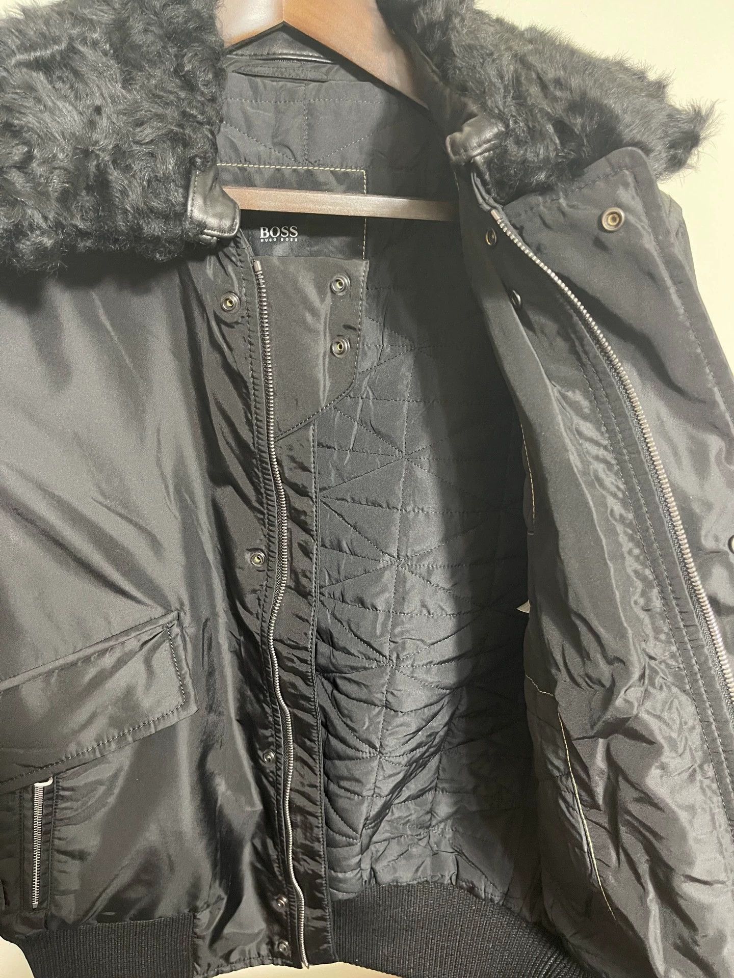 Hugo Boss Black Fur Collar Bomber Jacket Size M Size US M / EU 48-50 / 2 - 6 Thumbnail
