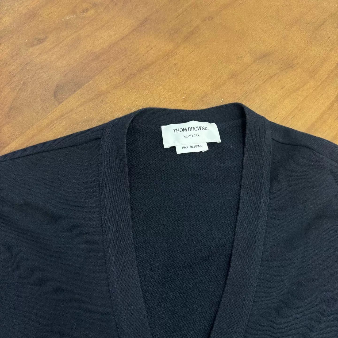 Thom Browne Blue V-Neck Button Cardigan with Striped Sleeves Size US XL / EU 56 / 4 - 6 Thumbnail