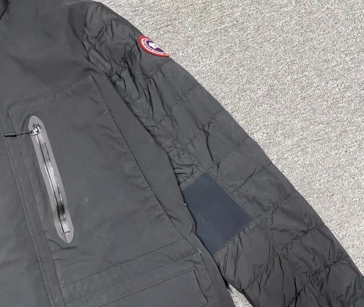 Canada Goose Black Heavy Winter Coat with Hood Size US L / EU 52-54 / 3 - 4 Thumbnail