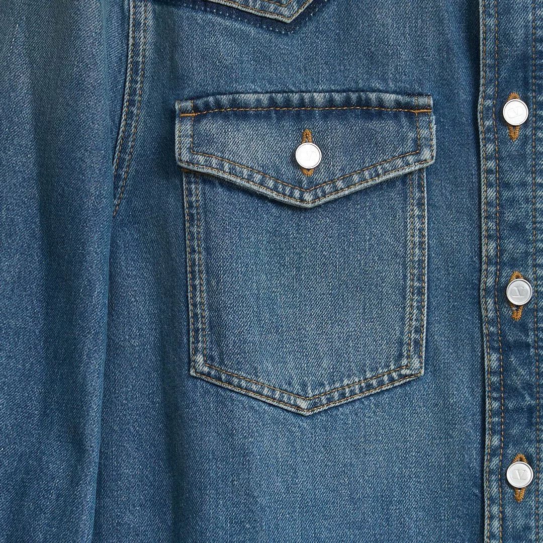 Valentino Valentino Men's Rivet Denim Shirt Size US M / EU 48-50 / 2 - 3 Thumbnail