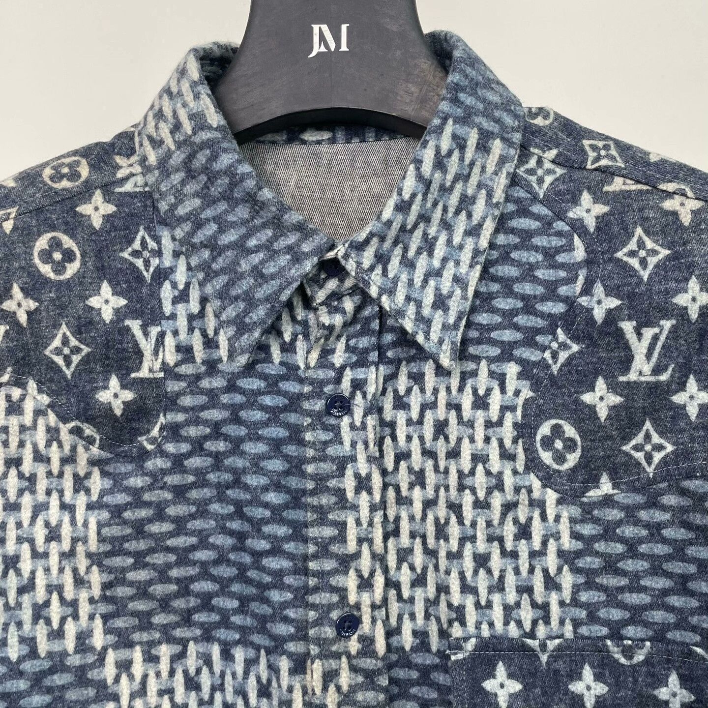 Louis Vuitton Louis Vuitton Retro Shirt l Men Size US L / EU 52-54 / 3 - 3 Thumbnail
