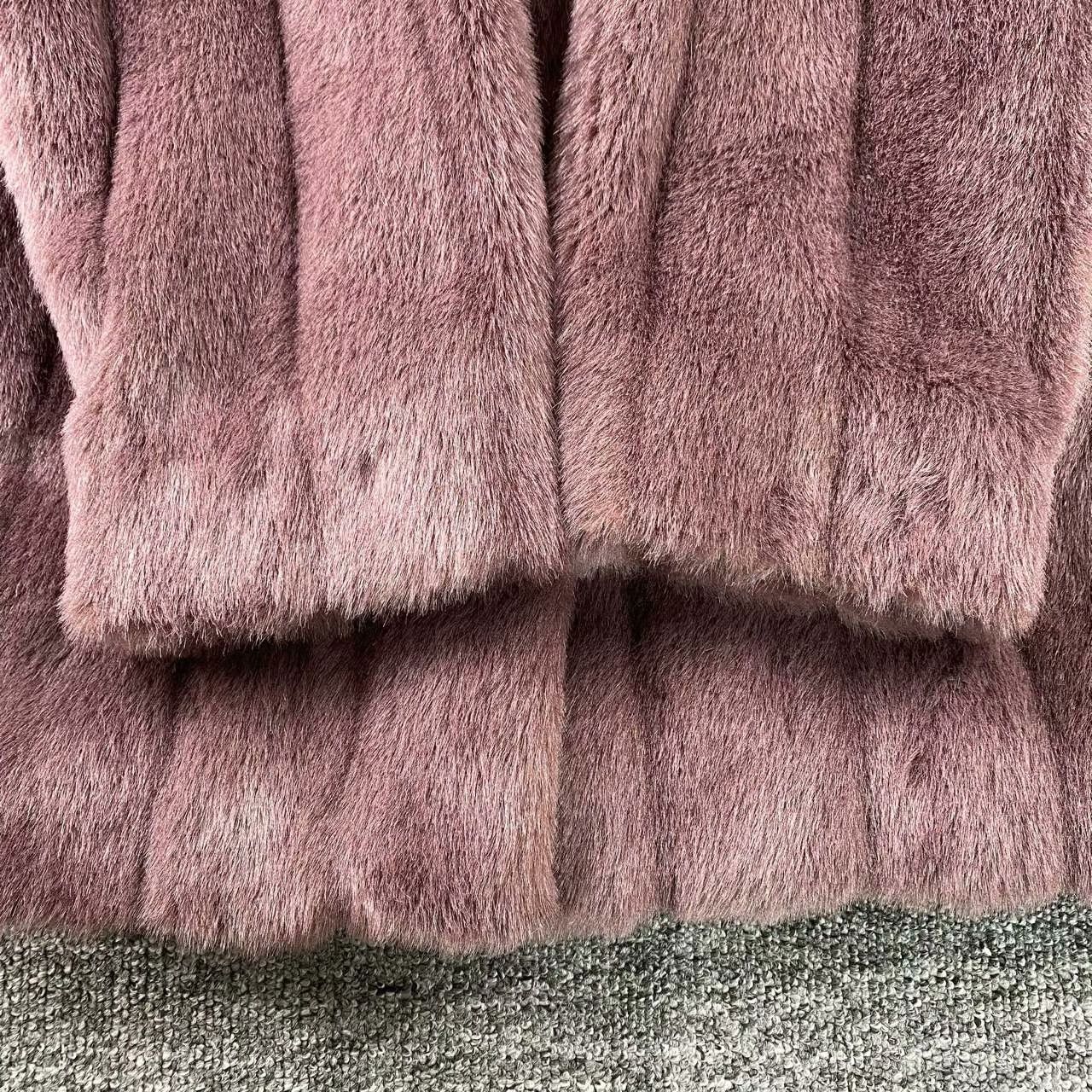 Dior Dior Fur Purple Jacket S Women Size S / US 4 / IT 40 - 4 Thumbnail