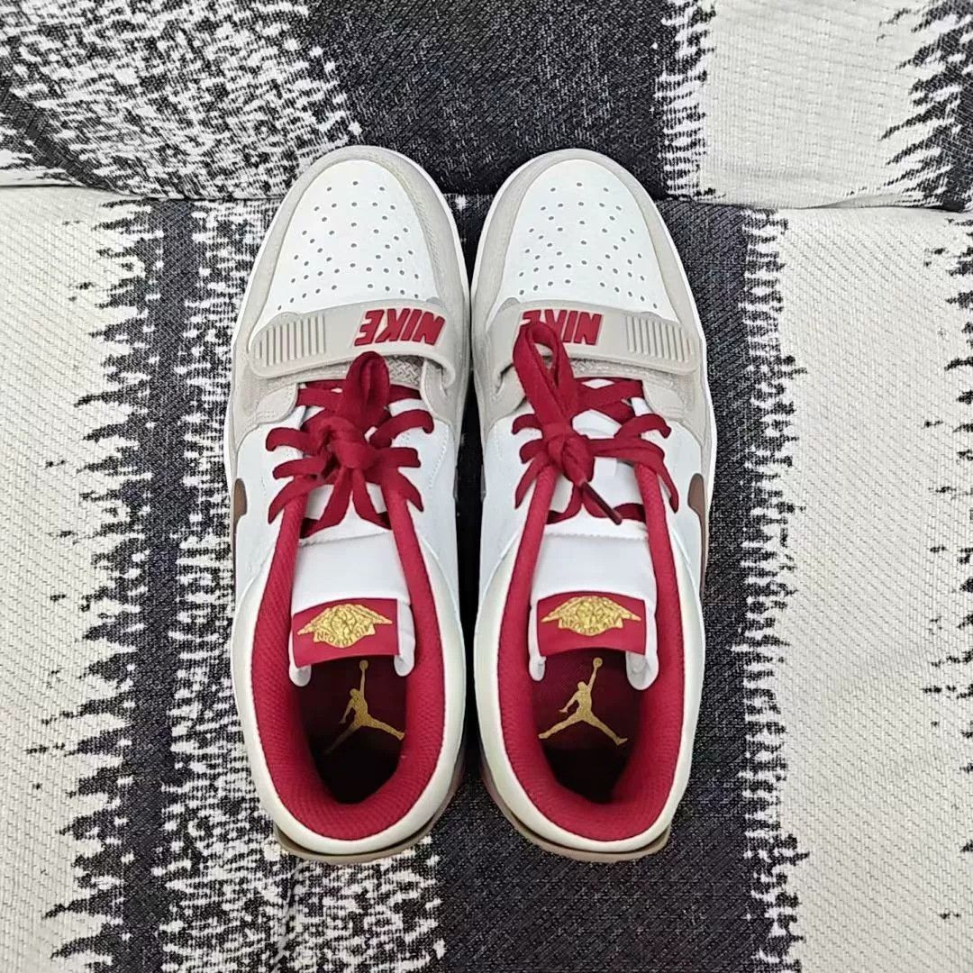 Jordan Brand Jordan Brand AIR JORDAN Limited Red Lowtop Sneakers 10 Men Size US 10 / EU 43 - 7 Thumbnail