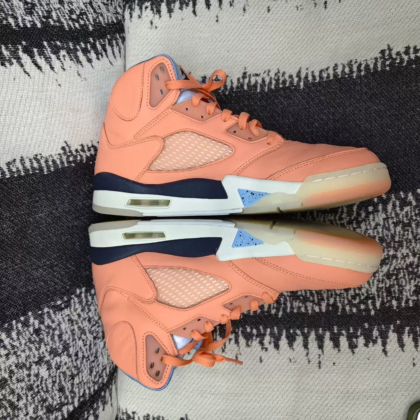 Jordan Brand Jordan Brand AIR JORDAN Collab Orange Lowtop Sneakers 12 Men Size US 12 / EU 45 - 3 Thumbnail